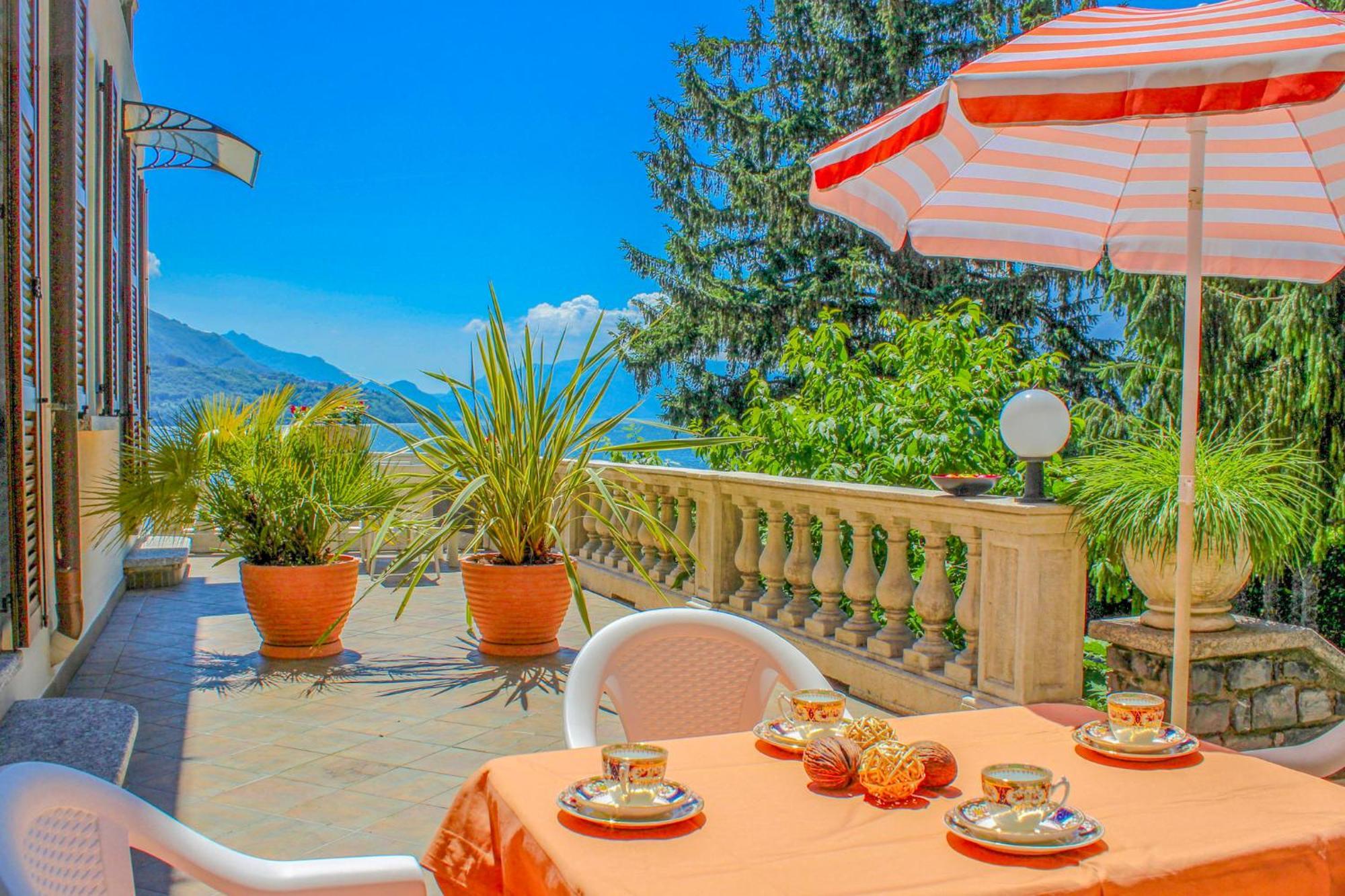 Palazzina Giardinolago Граведона Номер фото